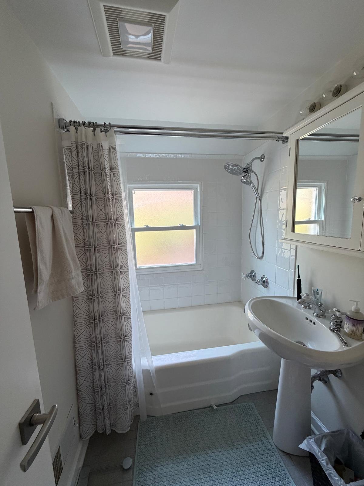 Original bathroom layout